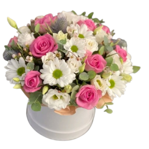 Caja de Flores con Rosas Rosadas, Margaritas y Eryngium (caja de flores)